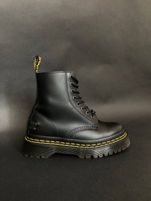 Б\у Dr. Martens 1460 Bex DS - Black Haircell (UK 5 EU 38) в хорошому стані. Вживані черевики Dr. Martens