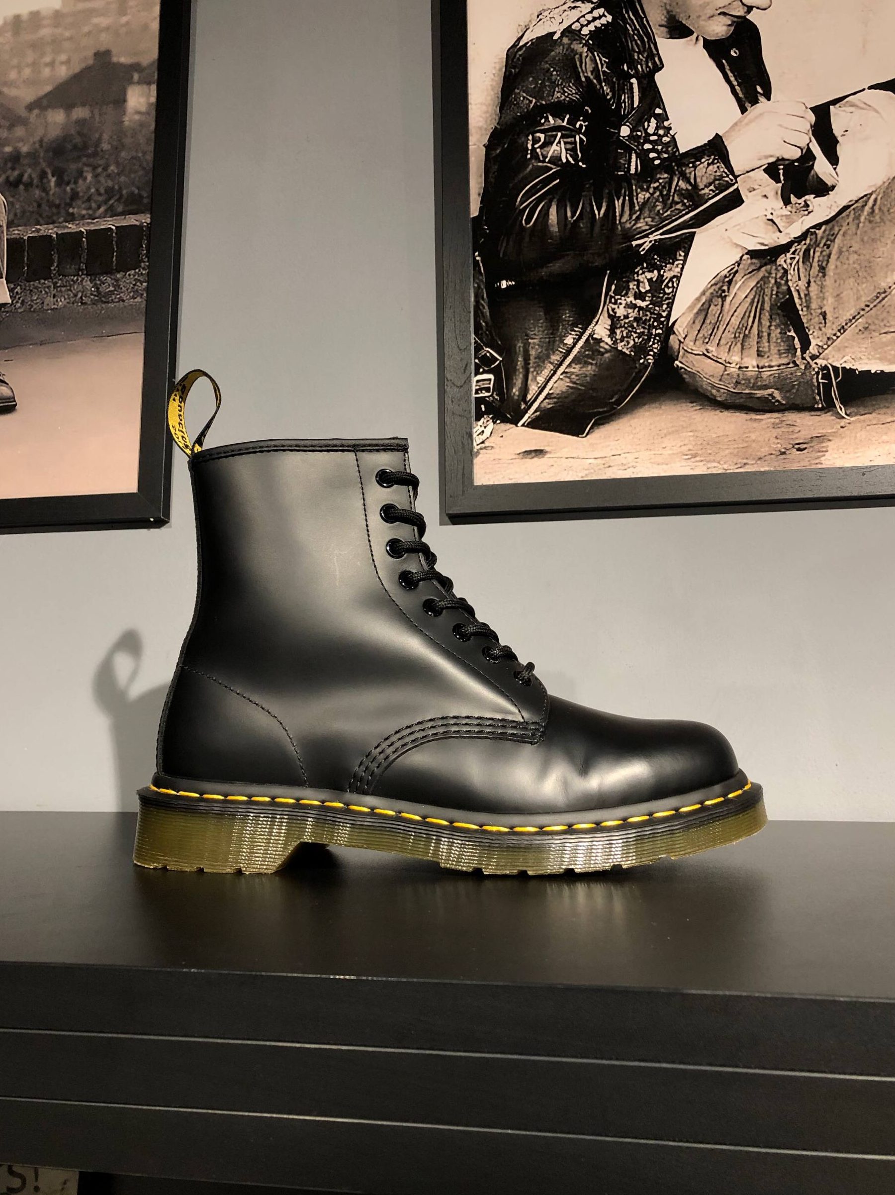 Dr. Martens 1460 - Black Smooth (UK 6 EU 40) Вживані черевики Dr. Martens 1460 - Black Smooth (UK 6 EU 40)