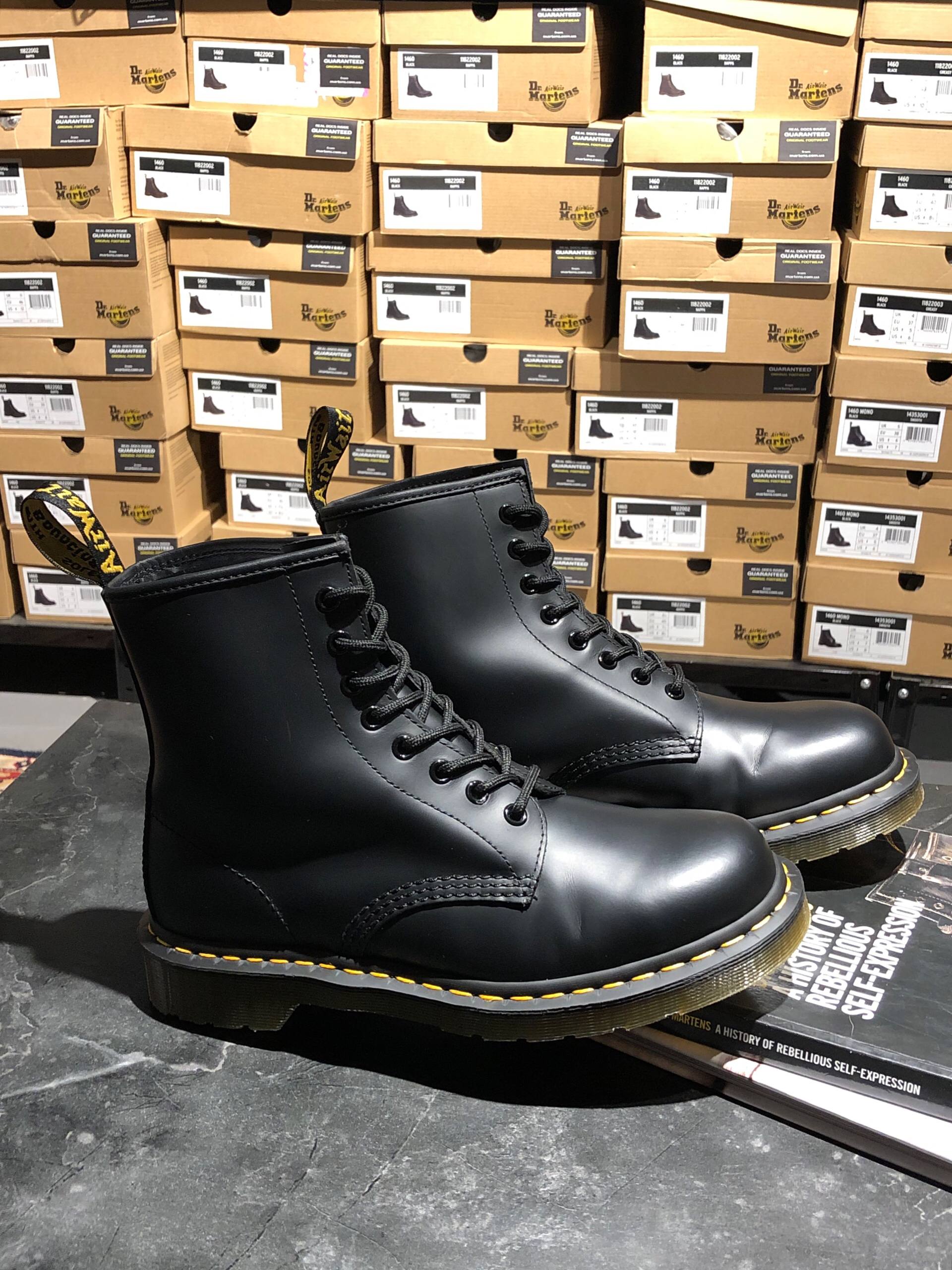 Dr. Martens 1460 - Black Smooth (UK 6 EU 40) Вживані черевики Dr. Martens 1460 - Black Smooth (UK 6½ EU 40)