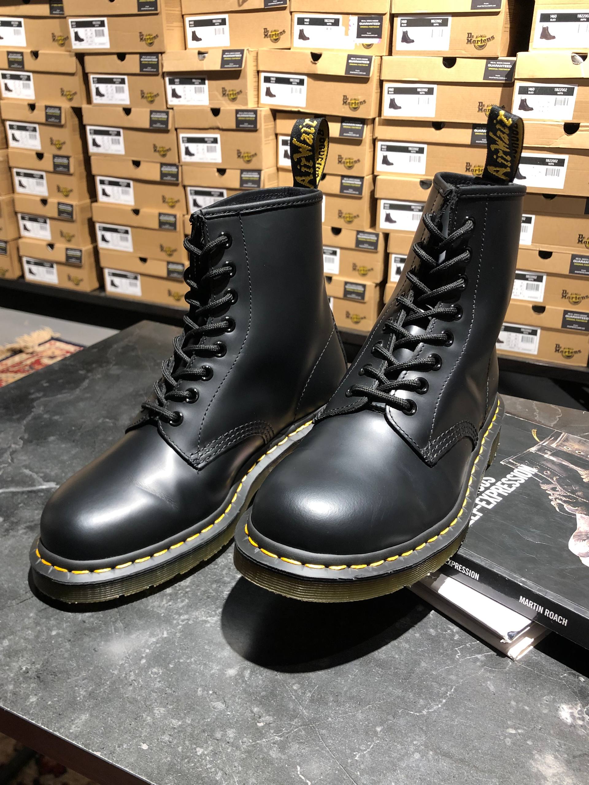 Dr. Martens 1460 - Black Smooth (UK 6 EU 40) Вживані черевики Dr. Martens 1460 - Black Smooth (UK 6½ EU 40)