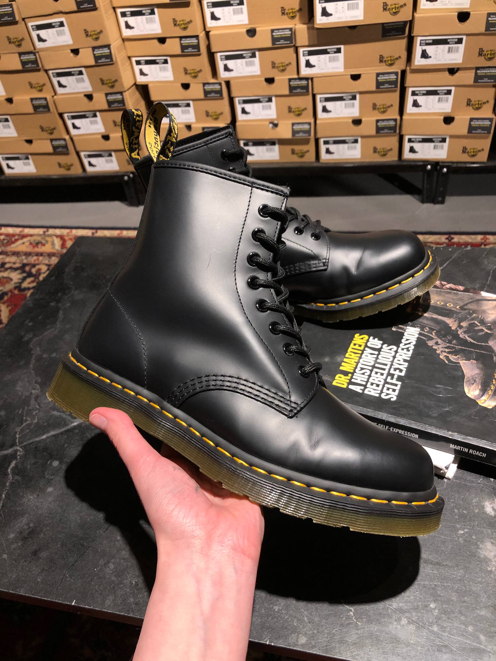 Dr. Martens 1460 - Black Smooth (UK 6 EU 40) Вживані черевики Dr. Martens 1460 - Black Smooth (UK 6½ EU 40)