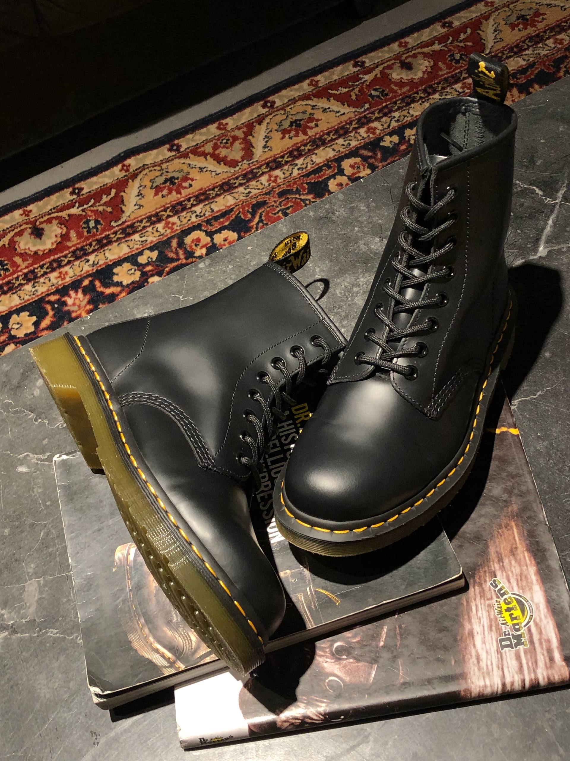 Dr. Martens 1460 - Black Smooth (UK 6 EU 40) Вживані черевики Dr. Martens 1460 - Black Smooth (UK 6½ EU 40)