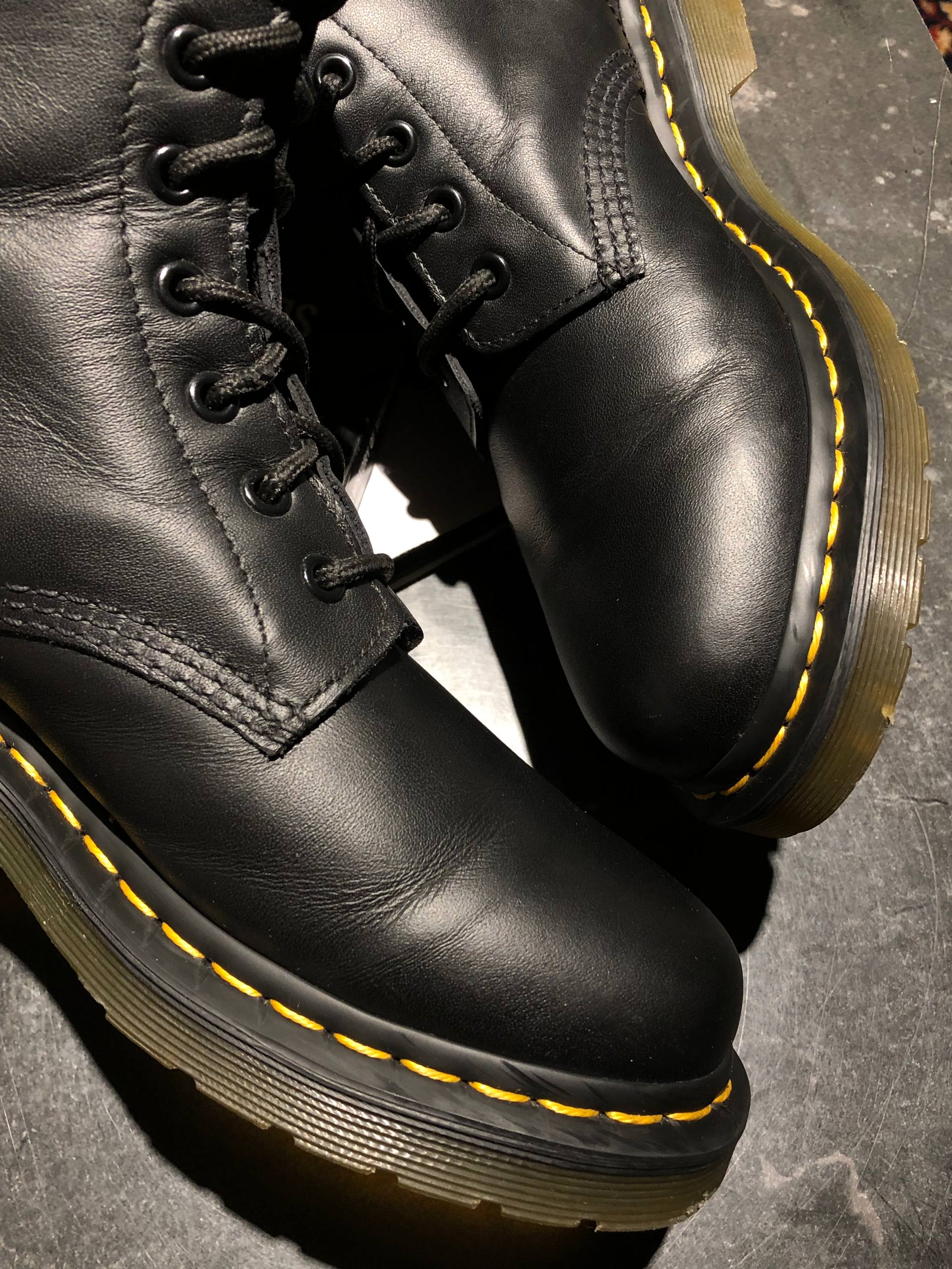 Dr. Martens 1460 Vonda - Black Softy (UK 6 EU 40) Б/у черевики Dr. Martens 1460 Vonda - Black Softy (UK 6 EU 40) вживані Dr. Martens 1460 Vonda - Black Softy (UK 6 EU 40)