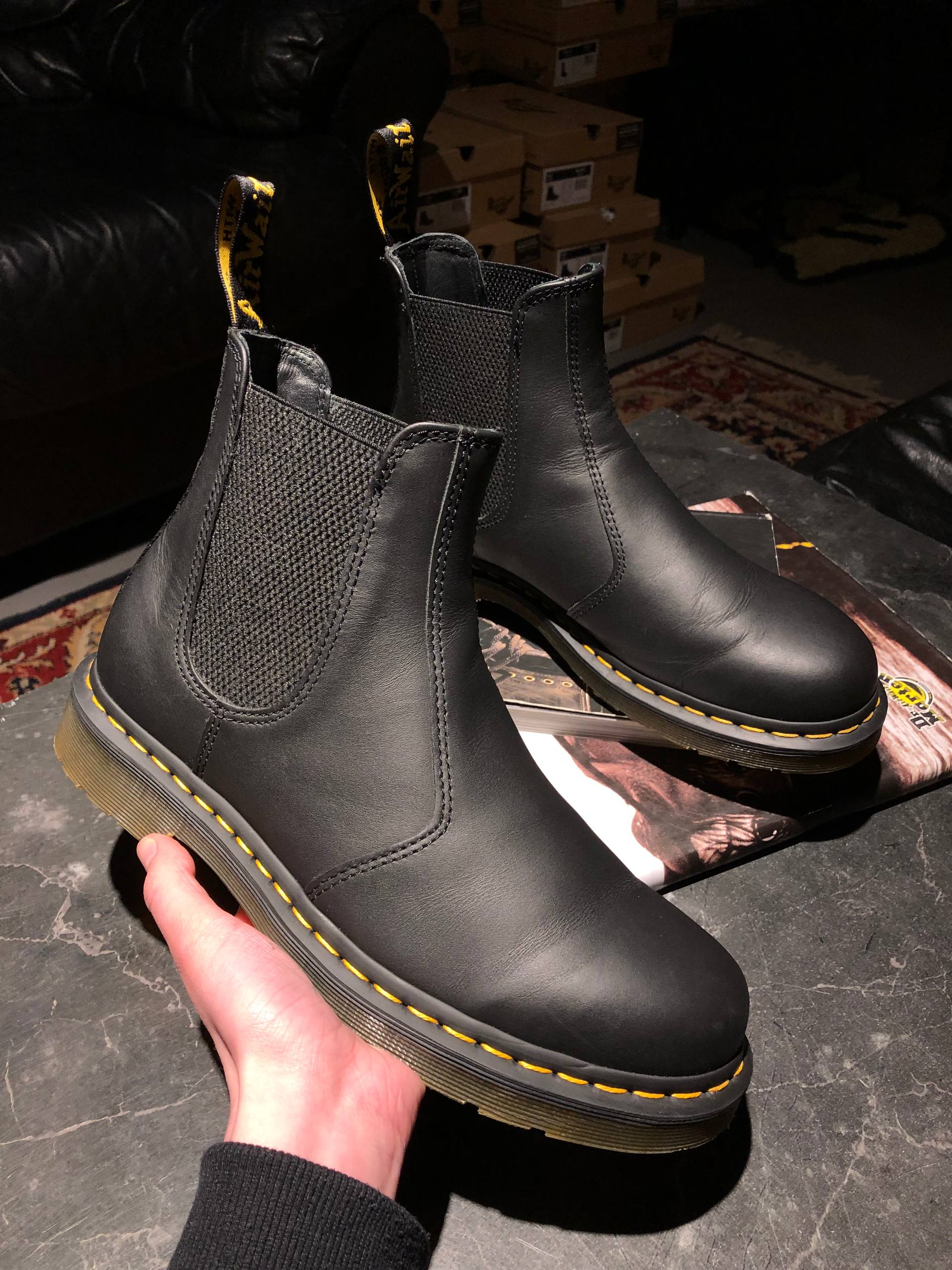 Dr. Martens 2976 Black Nappa (UK 7 EU 41) Класичні челсі від Dr. Martens 2976 – Black Nappa (UK 7 / EU 41) Вживані, в хорошому стані.