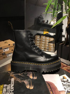 Вживані черевики Dr. Martens Jadon - Black Polished Smooth (UK 7 EU 41) в хорошому стані