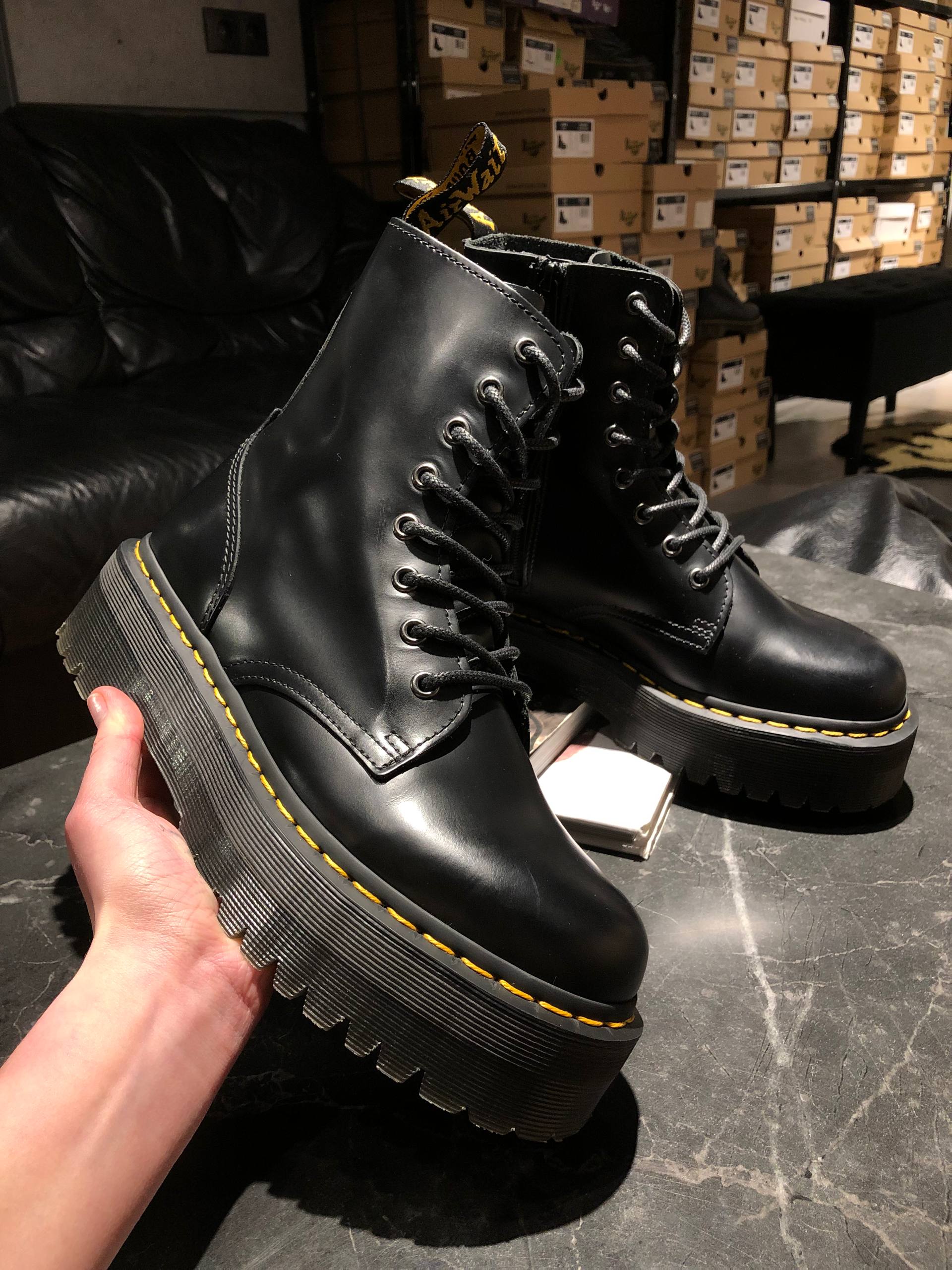 Dr. Martens Jadon - Black Polished Smooth (UK 7 EU 41) Вживані черевики Dr. Martens Jadon - Black Polished Smooth (UK 7 EU 41) в хорошому стані