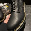 Б/у черевики Dr. Martens 1460 - Black Ambassador (UK 9 EU 43) в хорошому стані, вживане взуття Dr. Martens 1460 - Black Ambassador (UK 9 EU 43)