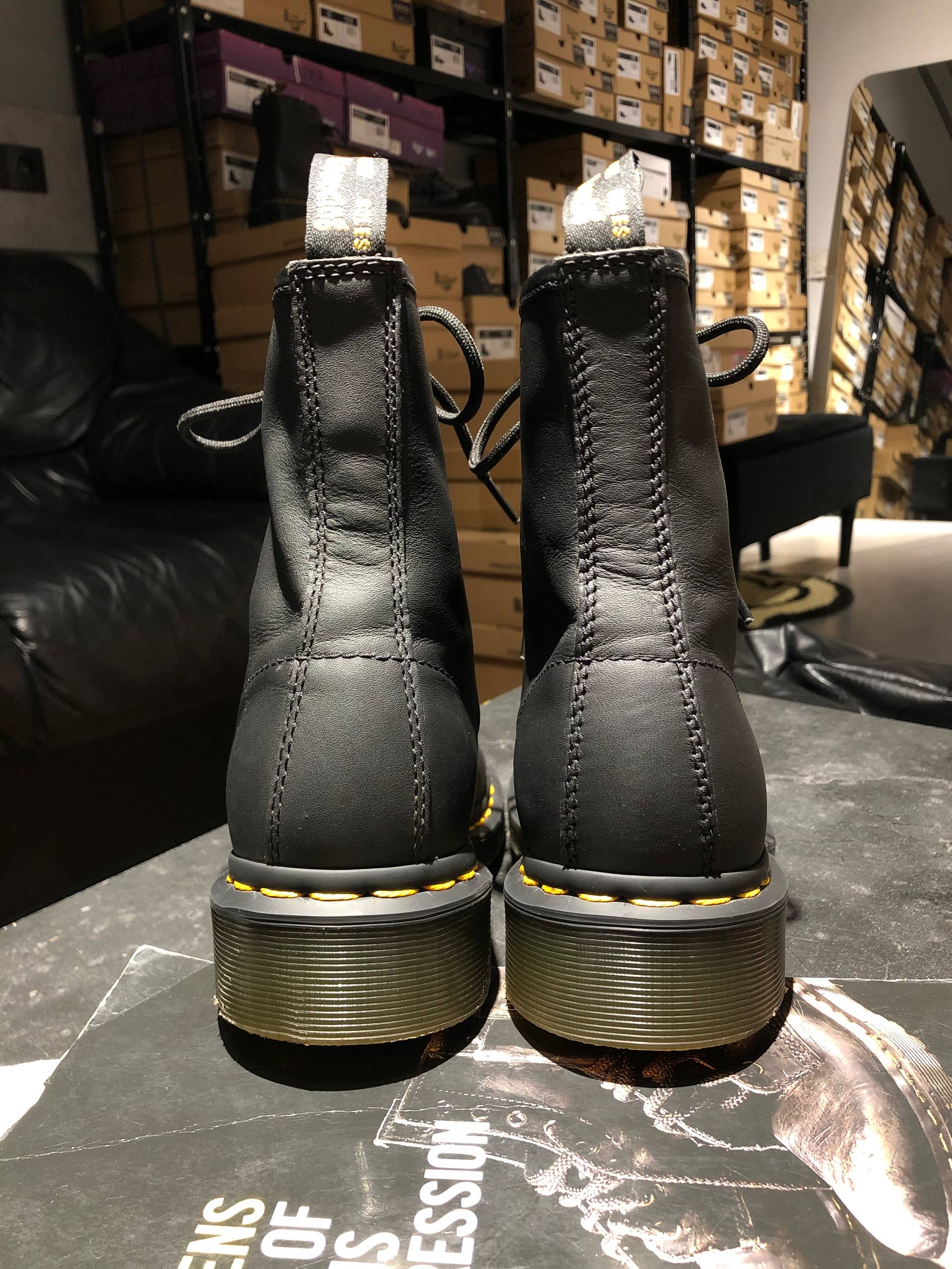 Dr. Martens 1460 W - Black Nappa (UK 5 EU 38) (12) Вживані Dr. Martens 1460 W - Black Nappa (UK 5 EU 38) в хорошому стані купити в Україні