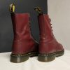 Вінтажні Dr. Martens 1490 - Cherry Red Smooth (UK 7 EU 41) купити в Україні, в хорошому стані Dr. Martens 1490 - Cherry Red Smooth (UK 7 EU 41) , вживані Dr. Martens 1490 - Cherry Red Smooth (UK 7 EU 41)