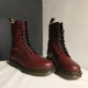 Вінтажні Dr. Martens 1490 - Cherry Red Smooth (UK 7 EU 41) купити в Україні, в хорошому стані Dr. Martens 1490 - Cherry Red Smooth (UK 7 EU 41) , вживані Dr. Martens 1490 - Cherry Red Smooth (UK 7 EU 41)