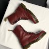 Вінтажні Dr. Martens 1490 - Cherry Red Smooth (UK 7 EU 41) купити в Україні, в хорошому стані Dr. Martens 1490 - Cherry Red Smooth (UK 7 EU 41) , вживані Dr. Martens 1490 - Cherry Red Smooth (UK 7 EU 41)