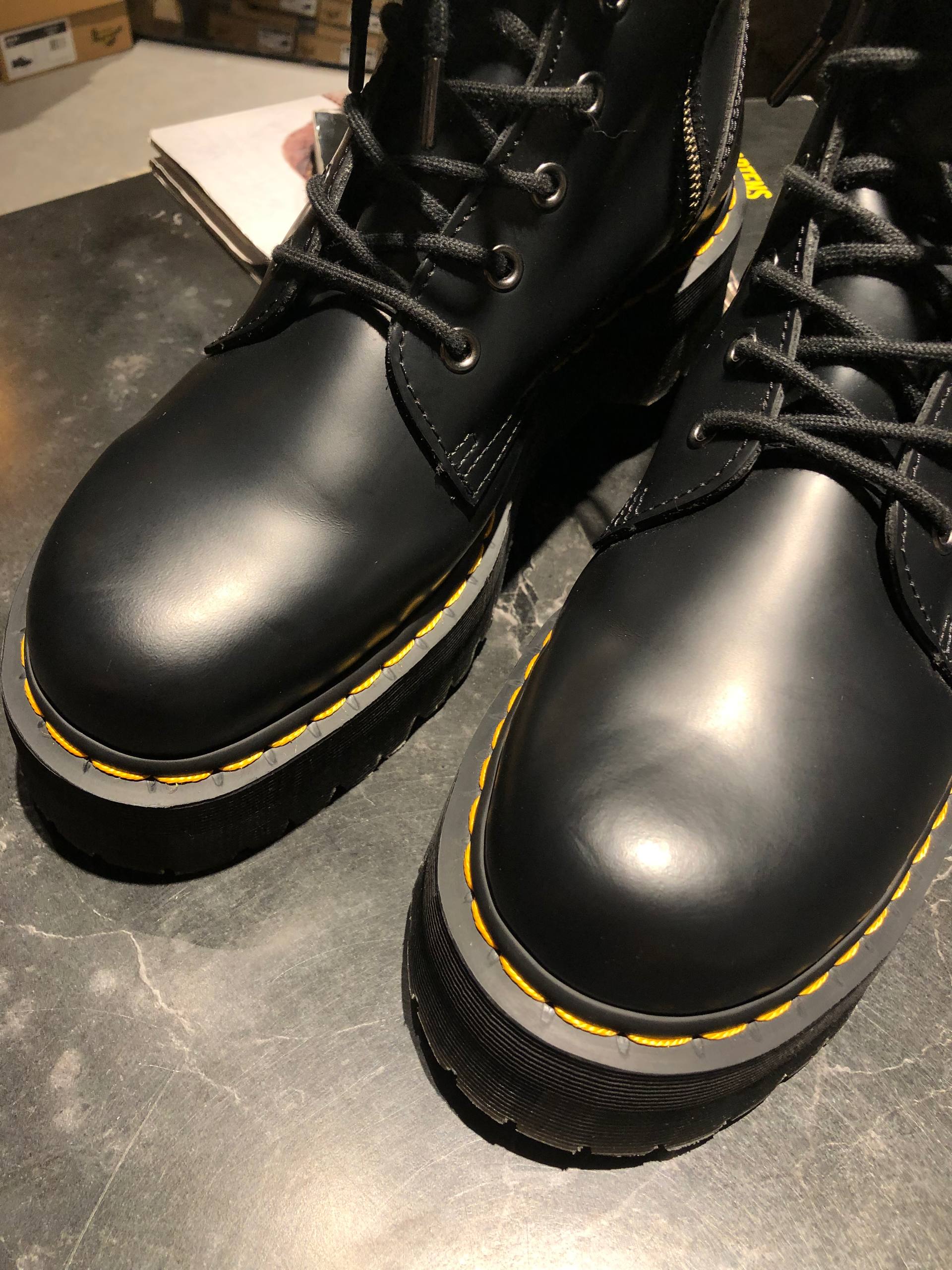 Dr. Martens Jadon Hi - Black Polished Smooth (UK 8 EU 42) (6) Б\у Dr. Martens Jadon Hi - Black Polished Smooth (UK 8 EU 42) в ідеальному стані, купити дешево в Україні