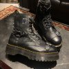Оригінальні Dr. Martens Jadon Piercing - Black Milled Nappa (UK 10 EU 45) в хорошому стані на resale.martens.com.ua