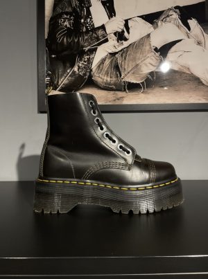 Вживані черевики Dr. Martens Sinclair - Dark Taupe Orleans (UK 4 EU 37)