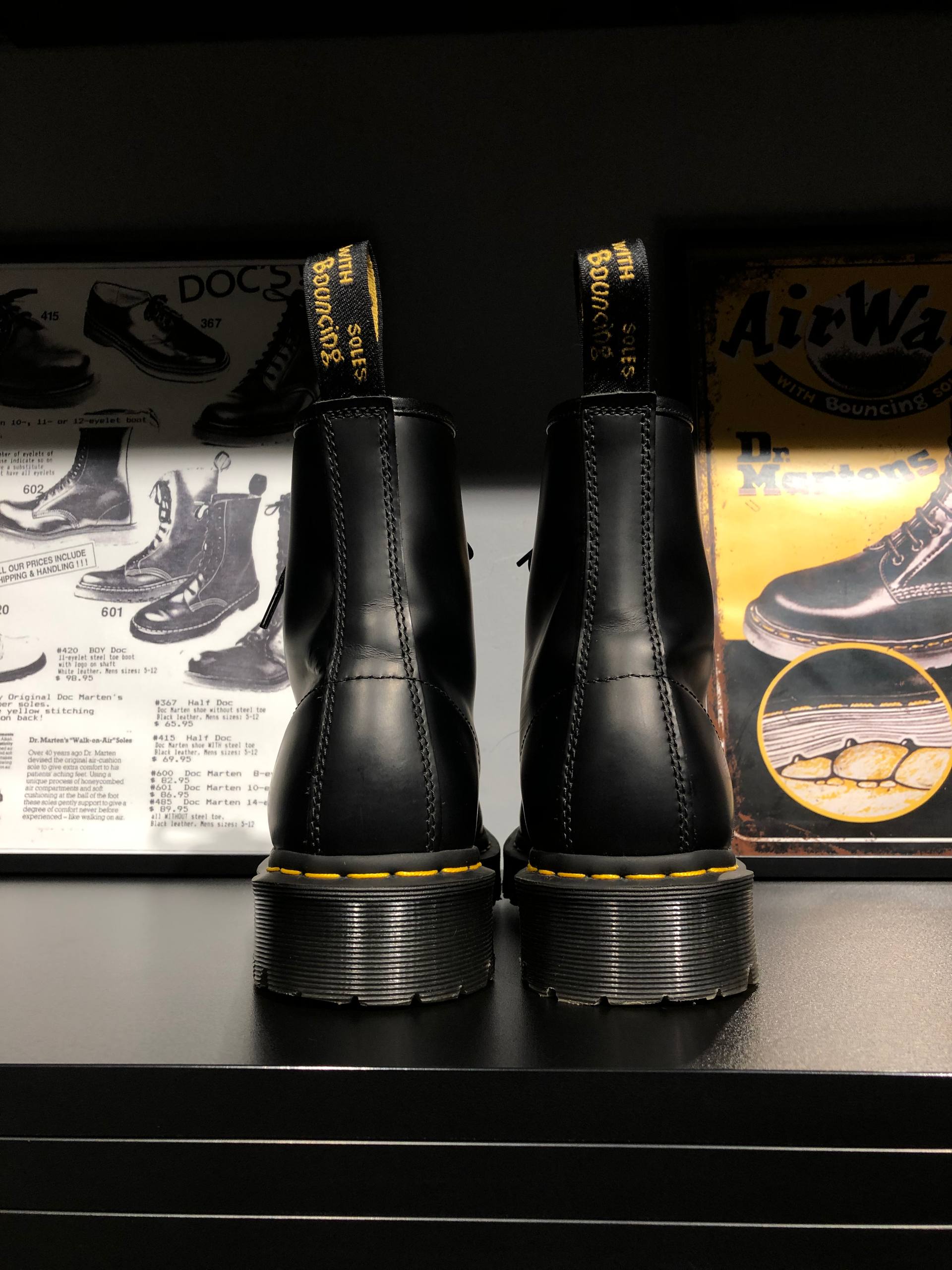 Dr. Martens 1460 Bex - Black Smooth (UK 8 EU 42) (12) Вживані черевики Dr. Martens 1460 Bex - Black Smooth (UK 8 EU 42) в ідеальному стані купити в Україні