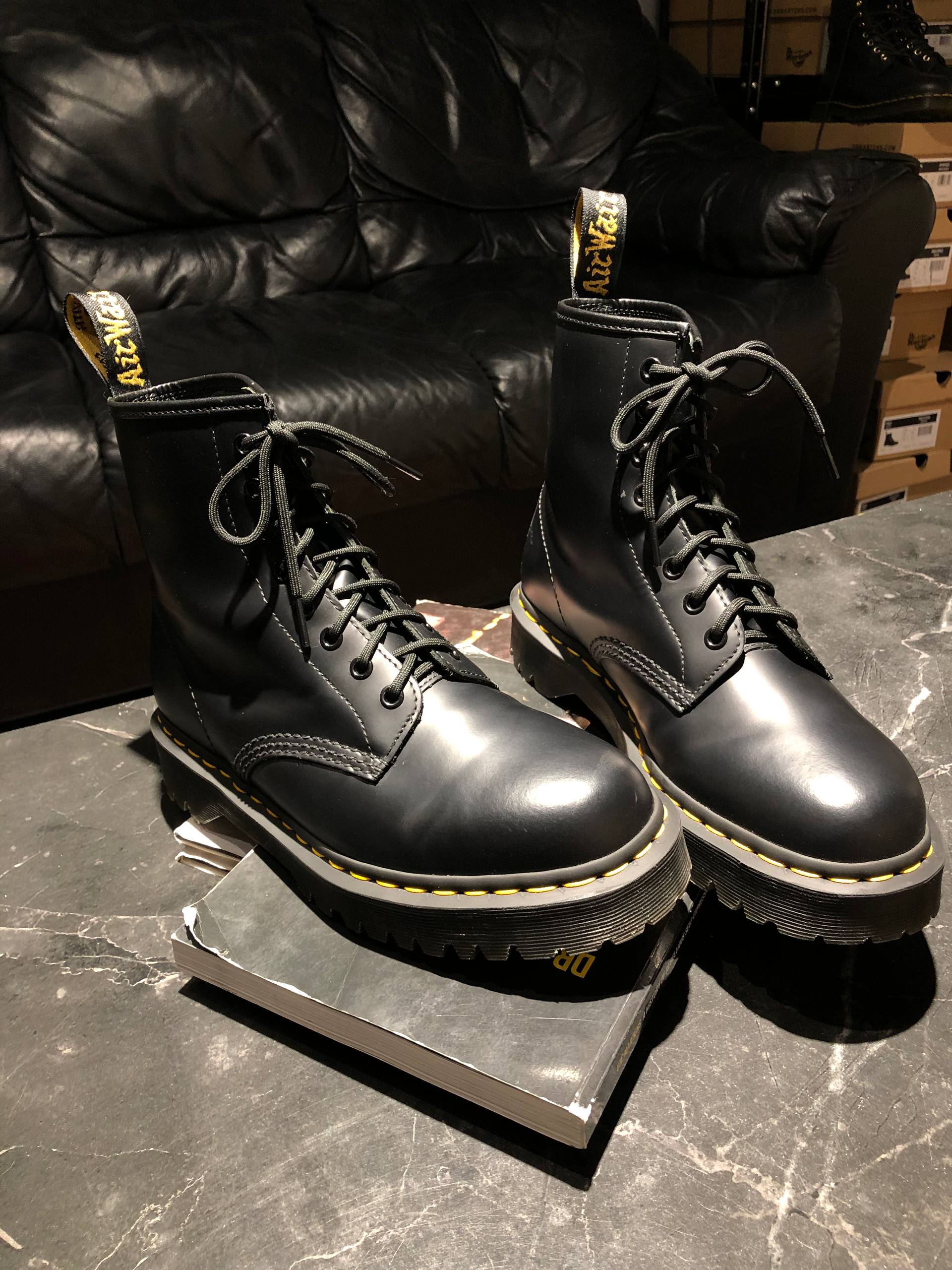 Dr. Martens 1460 Bex - Black Smooth (UK 8 EU 42) (8) Вживані черевики Dr. Martens 1460 Bex - Black Smooth (UK 8 EU 42) в ідеальному стані купити в Україні