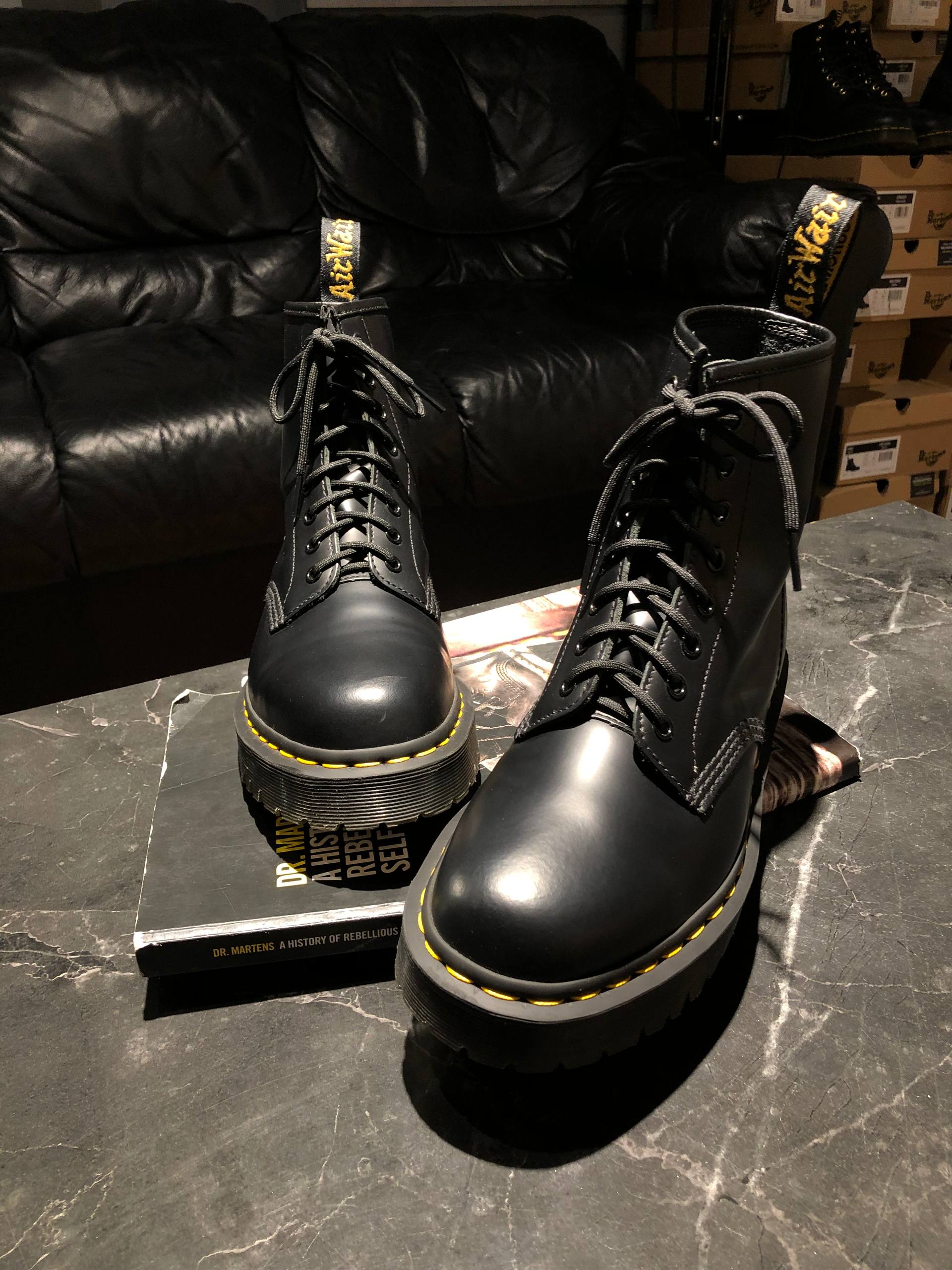 Dr. Martens 1460 Bex - Black Smooth (UK 8 EU 42) (9) Вживані черевики Dr. Martens 1460 Bex - Black Smooth (UK 8 EU 42) в ідеальному стані купити в Україні