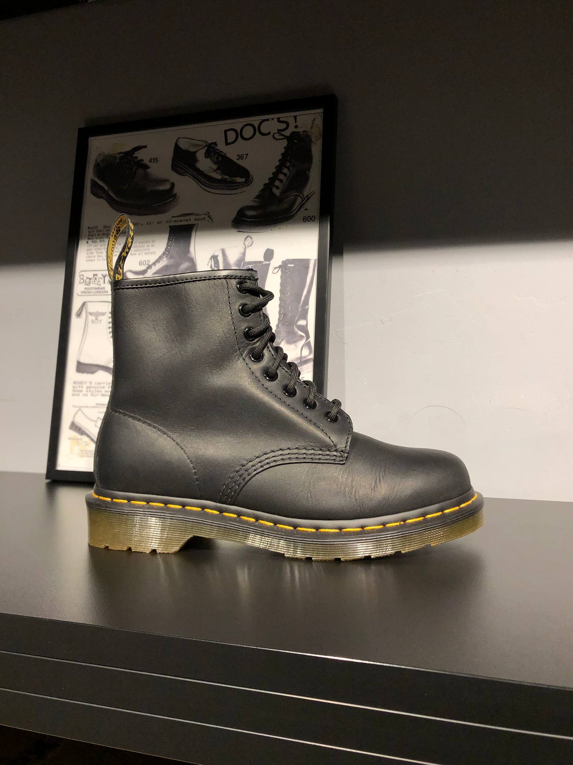 Dr. Martens 1460 - Black Greasy (UK 6 EU 39) (1) Оригінальні Dr. Martens 1460 - Black Greasy (UK 6 / EU 39) у відмінному стані купити в Україні